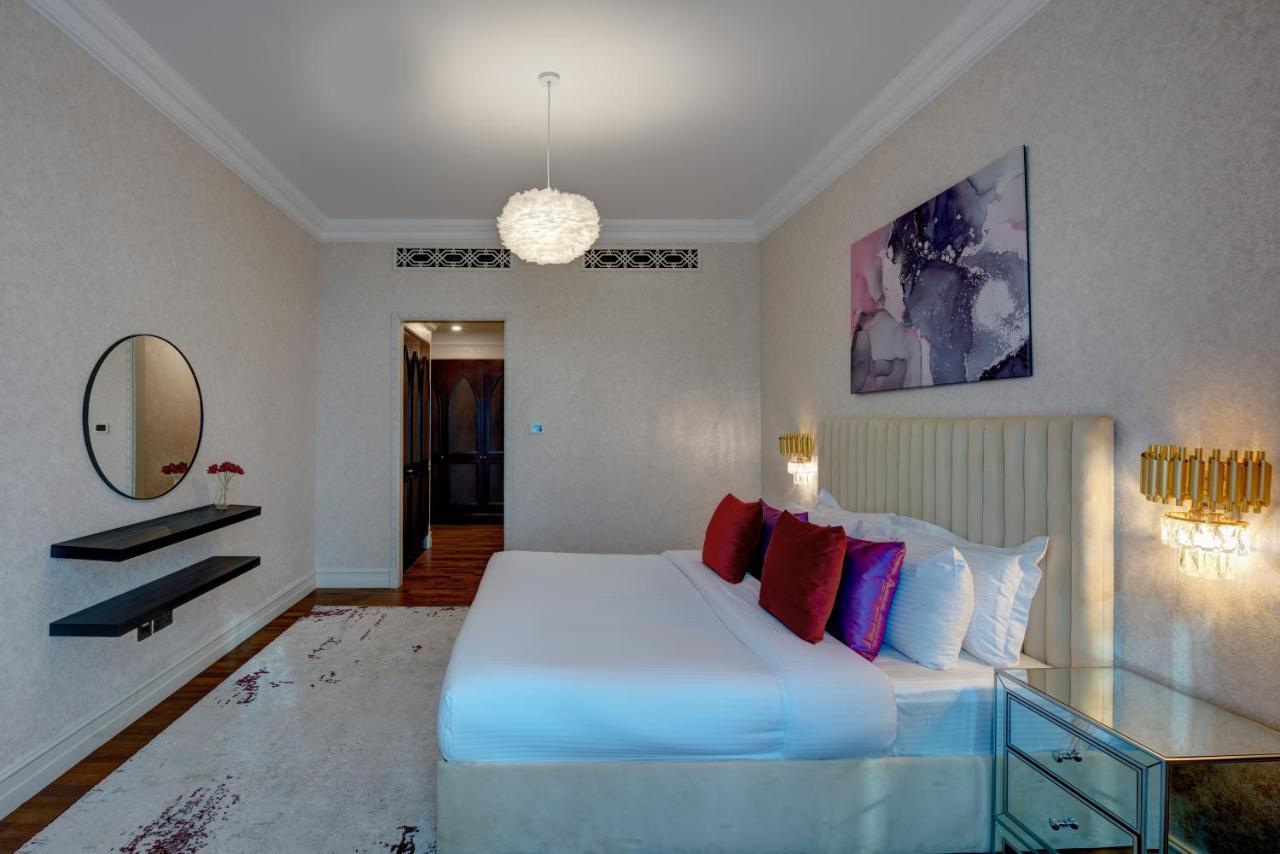 Durrani Homes - Unique Garden Apt At Souk Al Bahar Besides Dubai Mall & Burjkhalifa With Private Jaccuzi ภายนอก รูปภาพ
