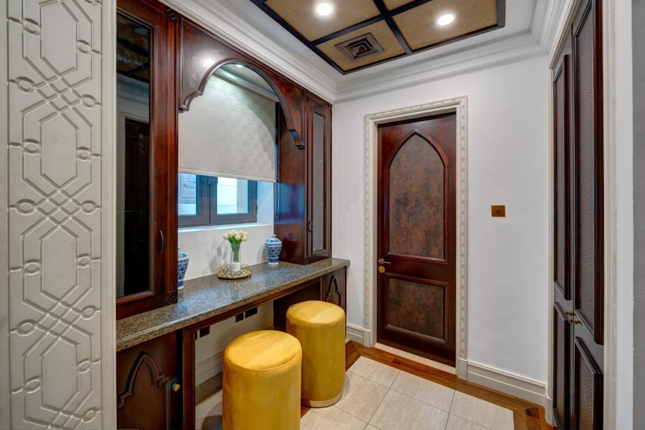 Durrani Homes - Unique Garden Apt At Souk Al Bahar Besides Dubai Mall & Burjkhalifa With Private Jaccuzi ภายนอก รูปภาพ